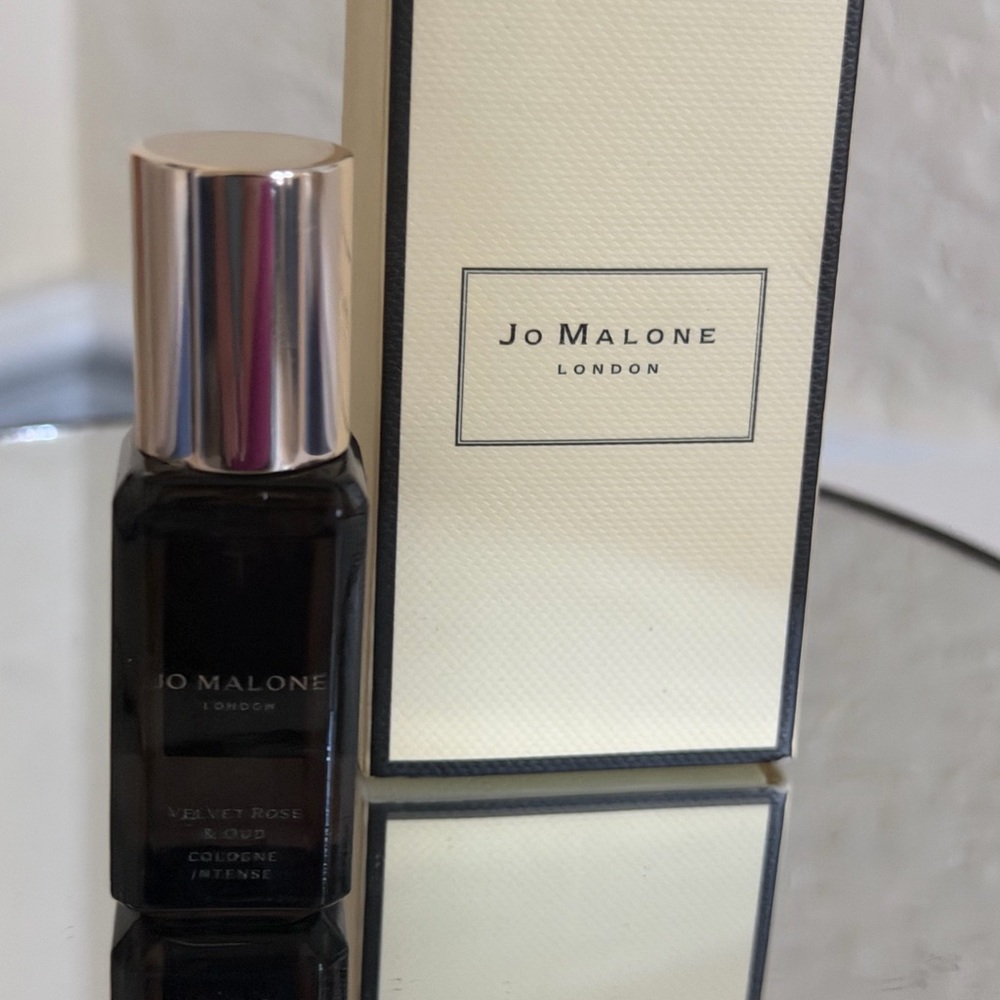 Jo Malone Velvet Rose & Oud Cologne Intense .3 fl oz Unisex NIB Travel Spray - Picture 6 of 10